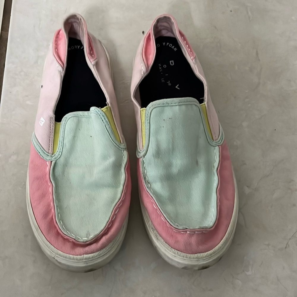 Sperry boat shoes